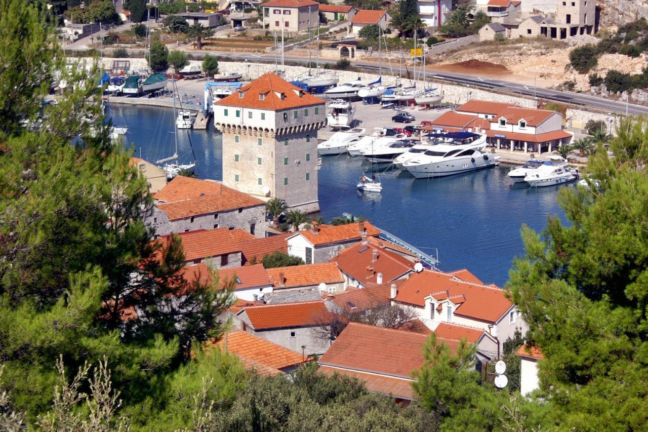 Apartments By The Sea Marina, Trogir - 9037 מראה חיצוני תמונה