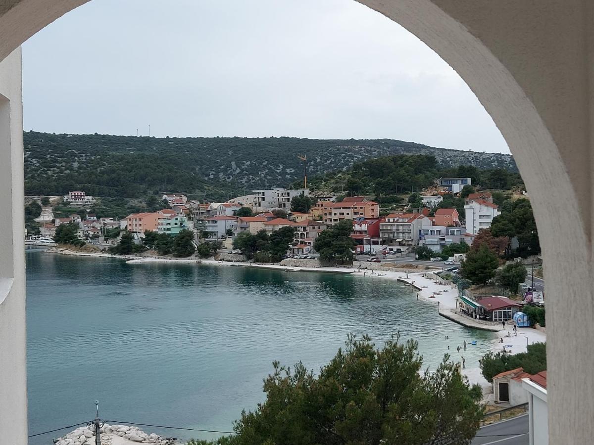 Apartments By The Sea Marina, Trogir - 9037 מראה חיצוני תמונה