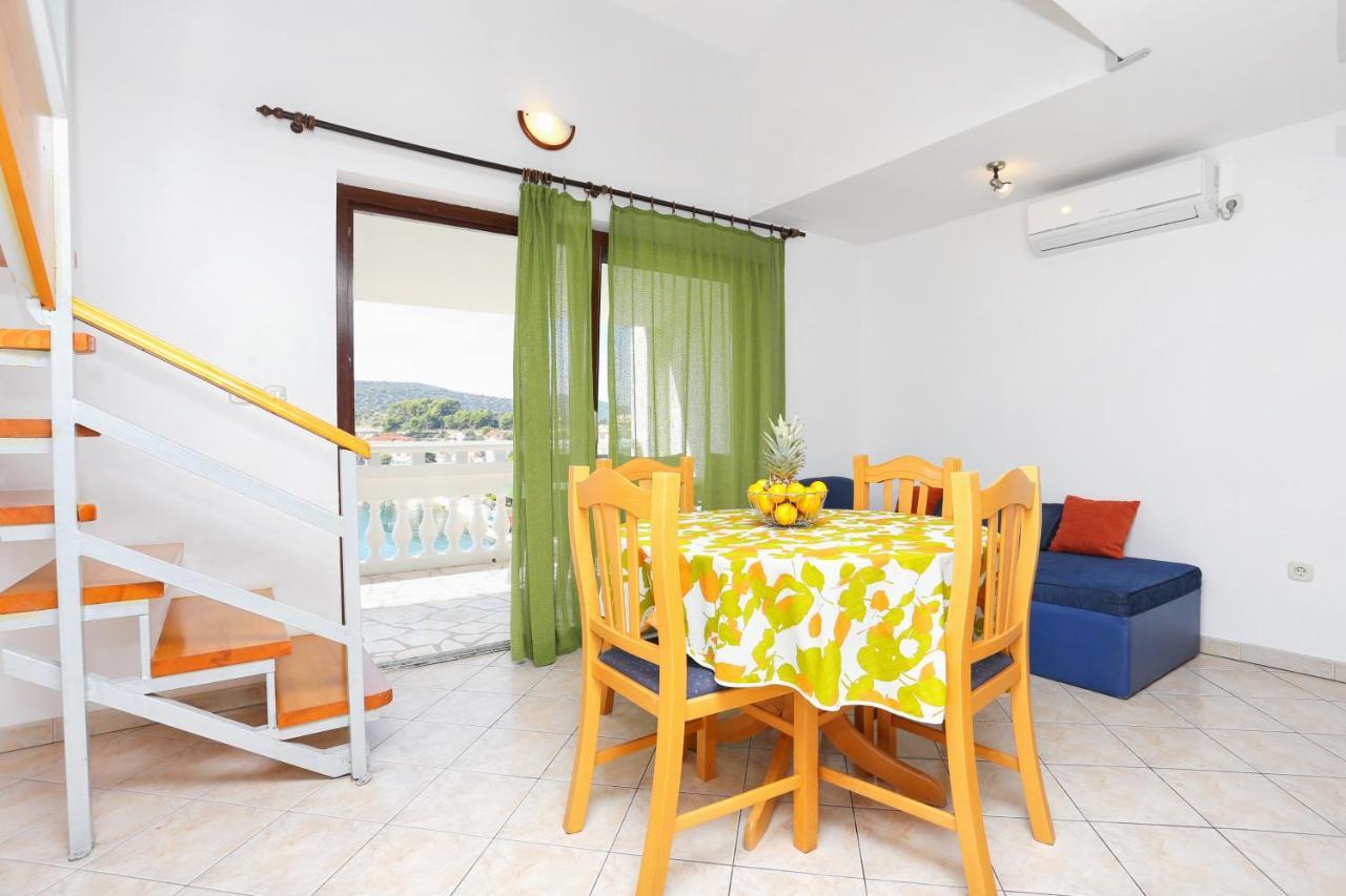 Apartments By The Sea Marina, Trogir - 9037 מראה חיצוני תמונה