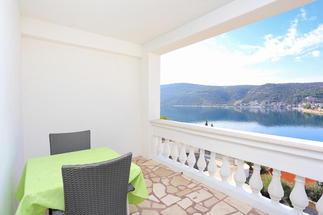 Apartments By The Sea Marina, Trogir - 9037 מראה חיצוני תמונה